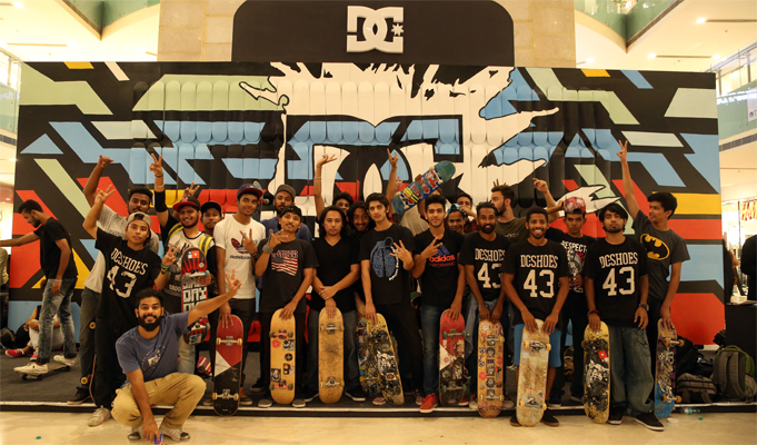 68 White Dc shoes asia Combine with Best Outfit