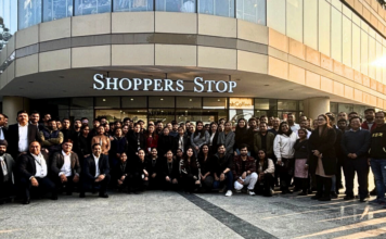 Shoppers stop